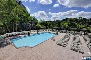 250 Gorge Road 29L, Cliffside Park, NJ 07010 - Photo 27