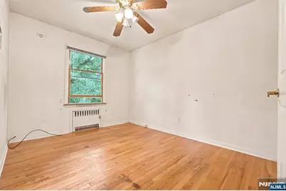 1481 Endicott Terrace, Teaneck Township, NJ 07666 - Photo 13