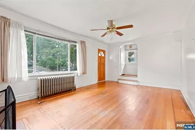 1481 Endicott Terrace, Teaneck Township, NJ 07666 - Photo 5