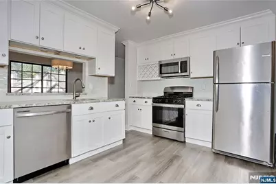 2406 Hemingway 2406 #2406, Mahwah, NJ 07430 - Photo 19