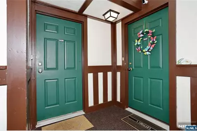 2406 Hemingway 2406 #2406, Mahwah, NJ 07430 - Photo 3
