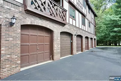 2406 Hemingway 2406 #2406, Mahwah, NJ 07430 - Photo 31