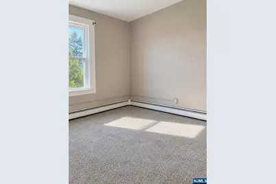 22 Semel Avenue 2 #2, Garfield, NJ 07026 - Photo 5