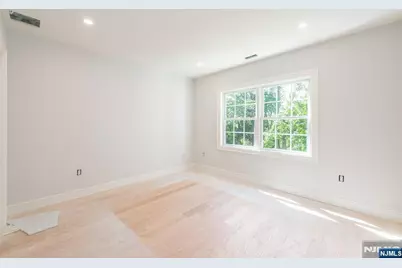 203 Pascack Road, Park Ridge, NJ 07656 - Photo 23