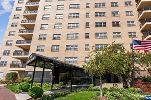 7100 Blvd E 6K, Guttenberg, NJ 07093 - Photo 1