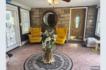 99 Forest Avenue, Paramus, NJ 07652 - Photo 5