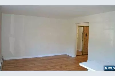 2200 Center Avenue A7 #A7, Fort Lee, NJ 07024 - Photo 5