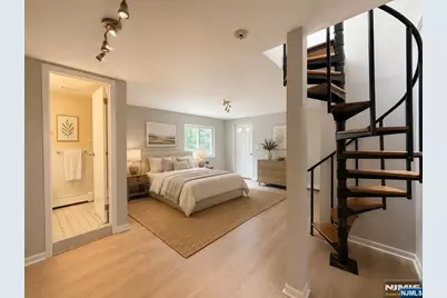 84 Colgate Avenue 1 #1, Paramus, NJ 07652 - Photo 11
