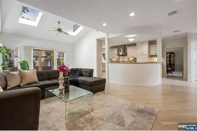 8 Marion Court, Ho Ho Kus, NJ 07423 - Photo 7