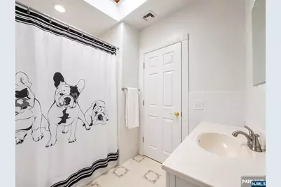 286 McKinley Boulevard, Paramus, NJ 07652 - Photo 21