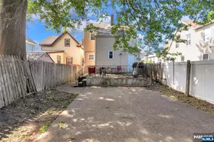 256 Edmund Ave, Paterson, NJ 07502 - Photo 19