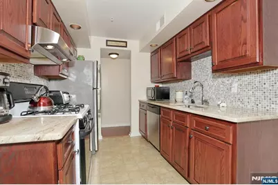 3916 Melville Court 3916 #3916, Mahwah, NJ 07430 - Photo 25