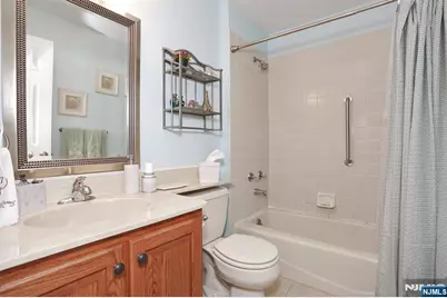 3916 Melville Court 3916 #3916, Mahwah, NJ 07430 - Photo 17