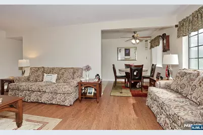3916 Melville Court 3916 #3916, Mahwah, NJ 07430 - Photo 13