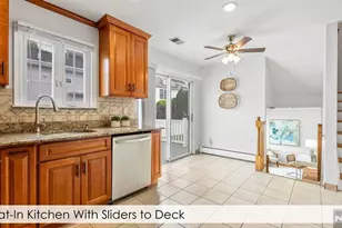 758 Manchester Way, Paramus, NJ 07652 - Photo 7