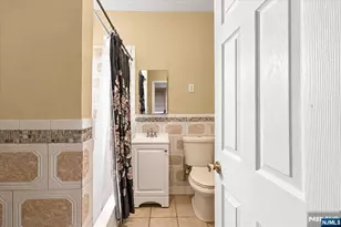 422 Jelliff Ave, Newark, NJ 07112 - Photo 25