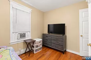 422 Jelliff Ave, Newark, NJ 07112 - Photo 23