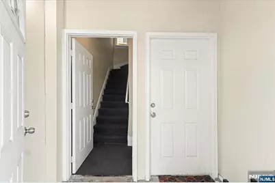422 Jelliff Avenue, Newark, NJ 07112 - Photo 3