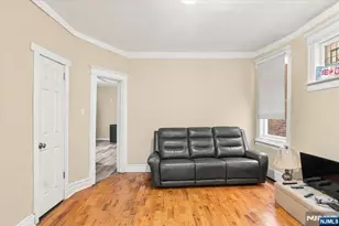 422 Jelliff Ave, Newark, NJ 07112 - Photo 27
