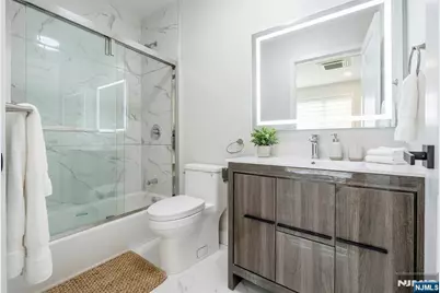 48 Grand Avenue 203 #203, Palisades Park, NJ 07650 - Photo 3