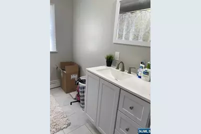 172 W Broad Street, Bergenfield, NJ 07621 - Photo 11