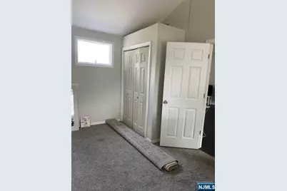 172 W Broad Street, Bergenfield, NJ 07621 - Photo 19