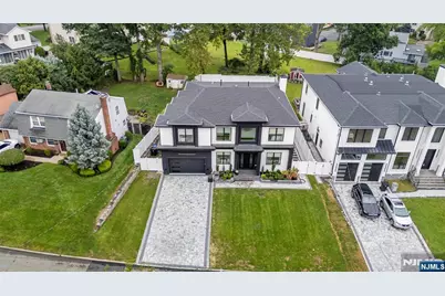 151 Stuart Street, Paramus, NJ 07652 - Photo 45