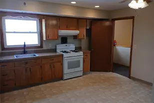 334 Copeland Ave 2, Lyndhurst Township, NJ 07071 - Photo 7