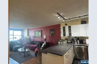 7002 Jfk Blvd E 37H #37H, Guttenberg, NJ 07093 - Photo 7