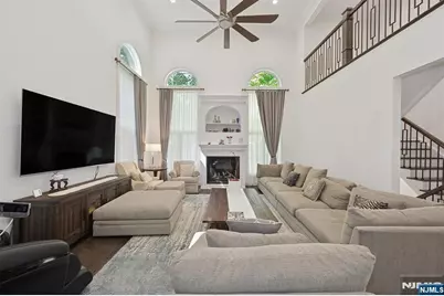8 Ranch Lane, Closter, NJ 07624 - Photo 7