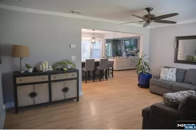 22 Warren Road, Fair Lawn, NJ 07410 - Photo 5