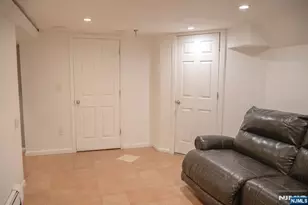 22 Warren Rd, Fair Lawn, NJ 07410 - Photo 27