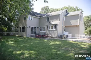 22 Warren Rd, Fair Lawn, NJ 07410 - Photo 33