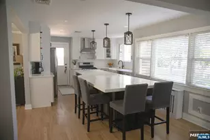 22 Warren Rd, Fair Lawn, NJ 07410 - Photo 7