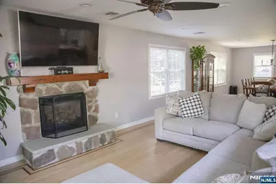 22 Warren Road, Fair Lawn, NJ 07410 - Photo 11