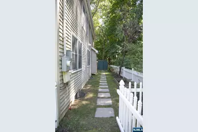 22 Warren Road, Fair Lawn, NJ 07410 - Photo 35