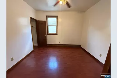 207 Manor Avenue 2 #2, Harrison, NJ 07029 - Photo 3