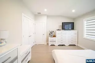 229 6th Street B, Fairview, NJ 07022 - Photo 19