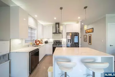 229 6th Street B #B, Fairview, NJ 07022 - Photo 11