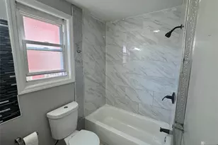 12 Bayview Ave 1, Jersey City, NJ 07305 - Photo 19