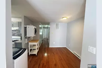 12 Bayview Avenue 1 #1, Jersey City, NJ 07305 - Photo 9