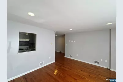 12 Bayview Avenue 1 #1, Jersey City, NJ 07305 - Photo 7