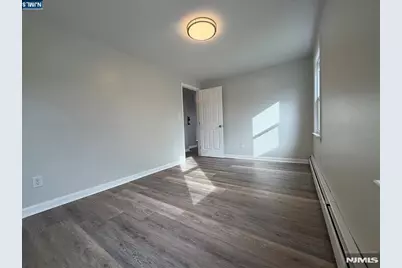 676 Anderson Avenue, Wood Ridge, NJ 07075 - Photo 3