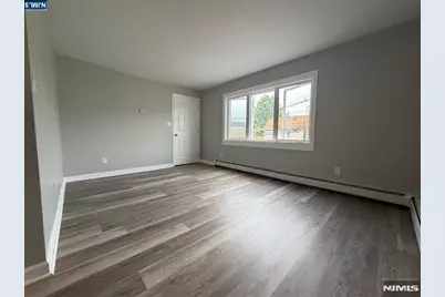 676 Anderson Avenue, Wood Ridge, NJ 07075 - Photo 7