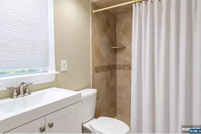 675 Columbia Street, New Milford, NJ 07646 - Photo 7