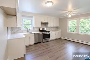 3 Little Street 2nd Flr, Hawthorne, NJ 07506 - Photo 3