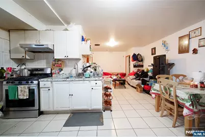 116 Chapel Street, Newark, NJ 07105 - Photo 5