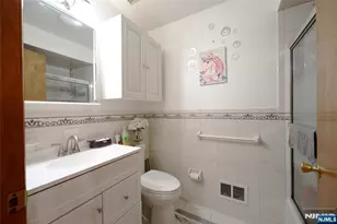 116 Chapel St, Newark, NJ 07105 - Photo 9