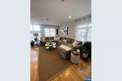 124 68th Street 306 #306, Guttenberg, NJ 07093 - Photo 3