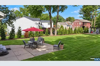 754 Wyckoff, Wyckoff Township, NJ 07481 - Photo 27